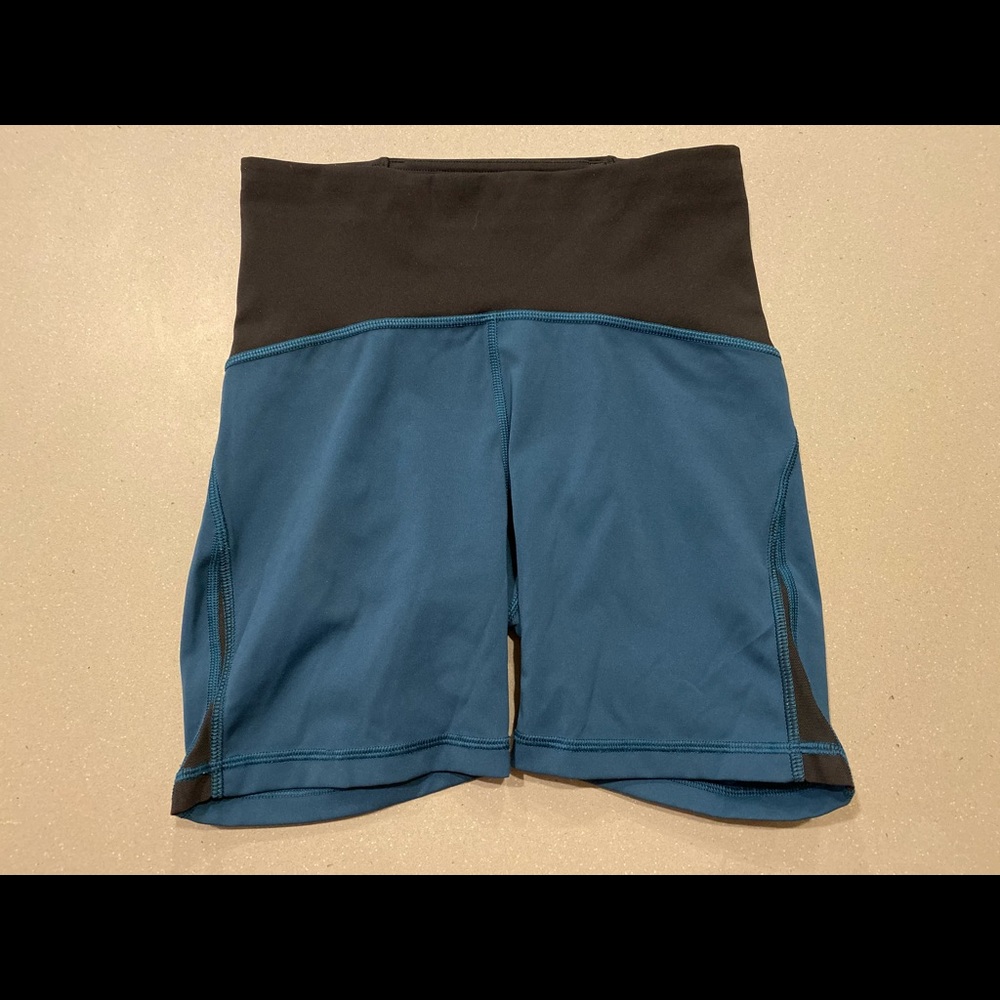 Lululemon Train Times Shorts 4